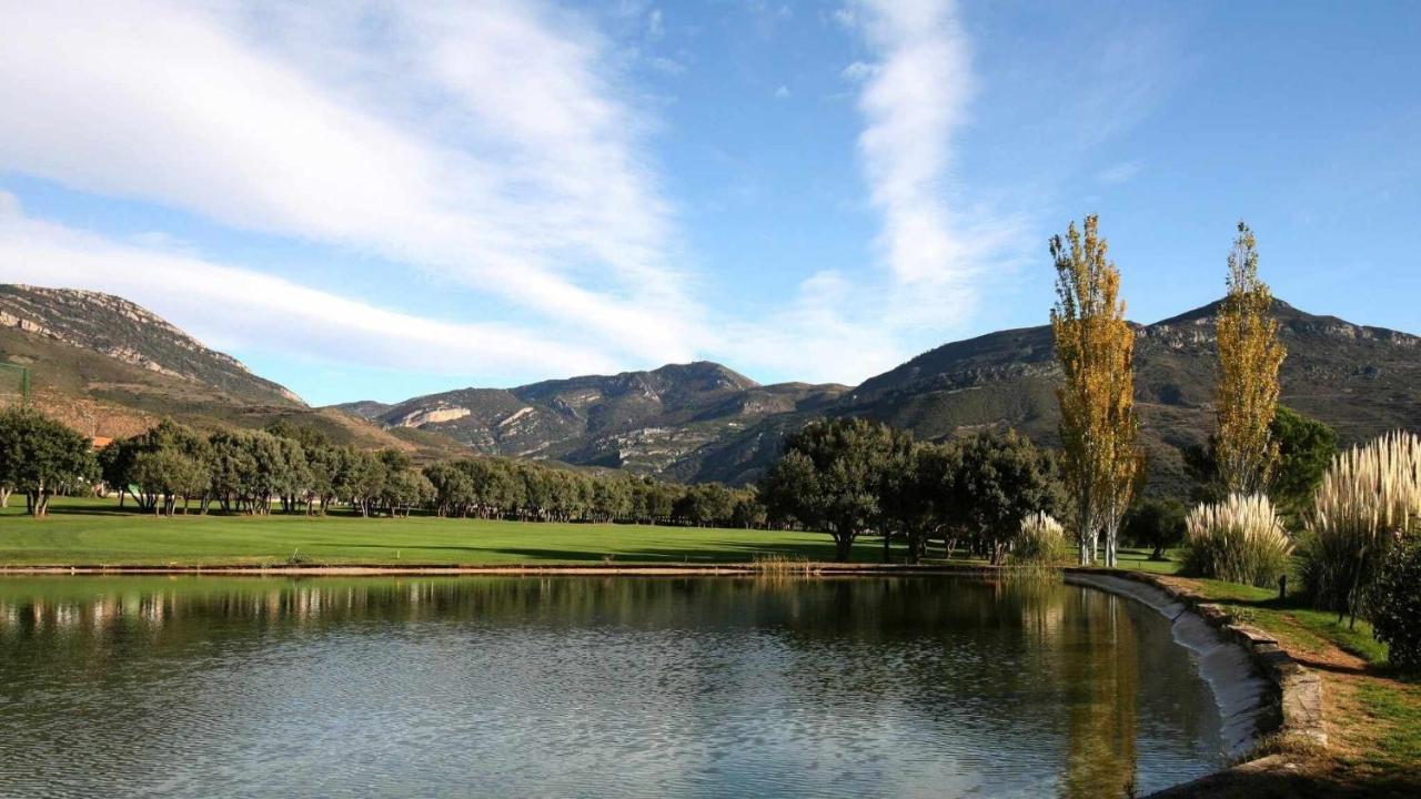 Villa Guara Golf Y Pool Comotucasa Nueno Exteriér fotografie