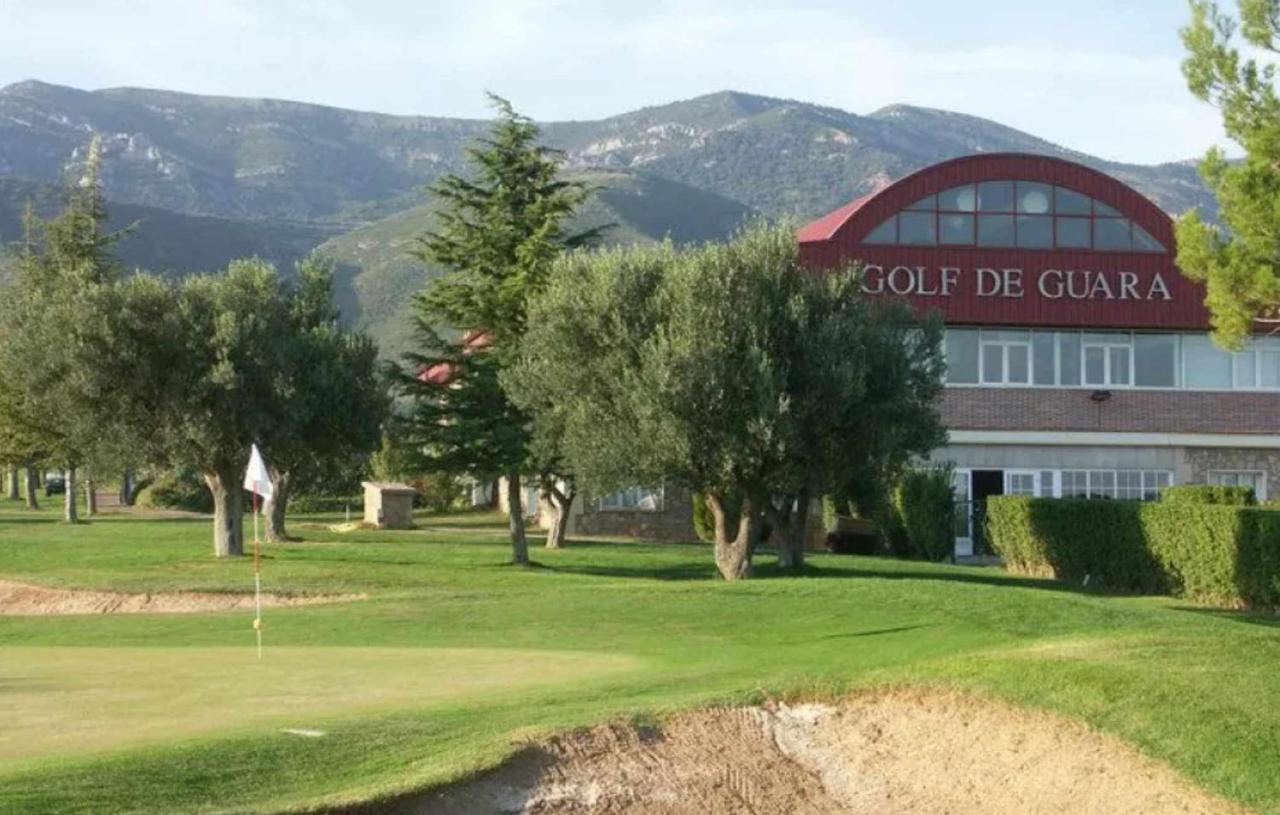 Villa Guara Golf Y Pool Comotucasa Nueno Exteriér fotografie